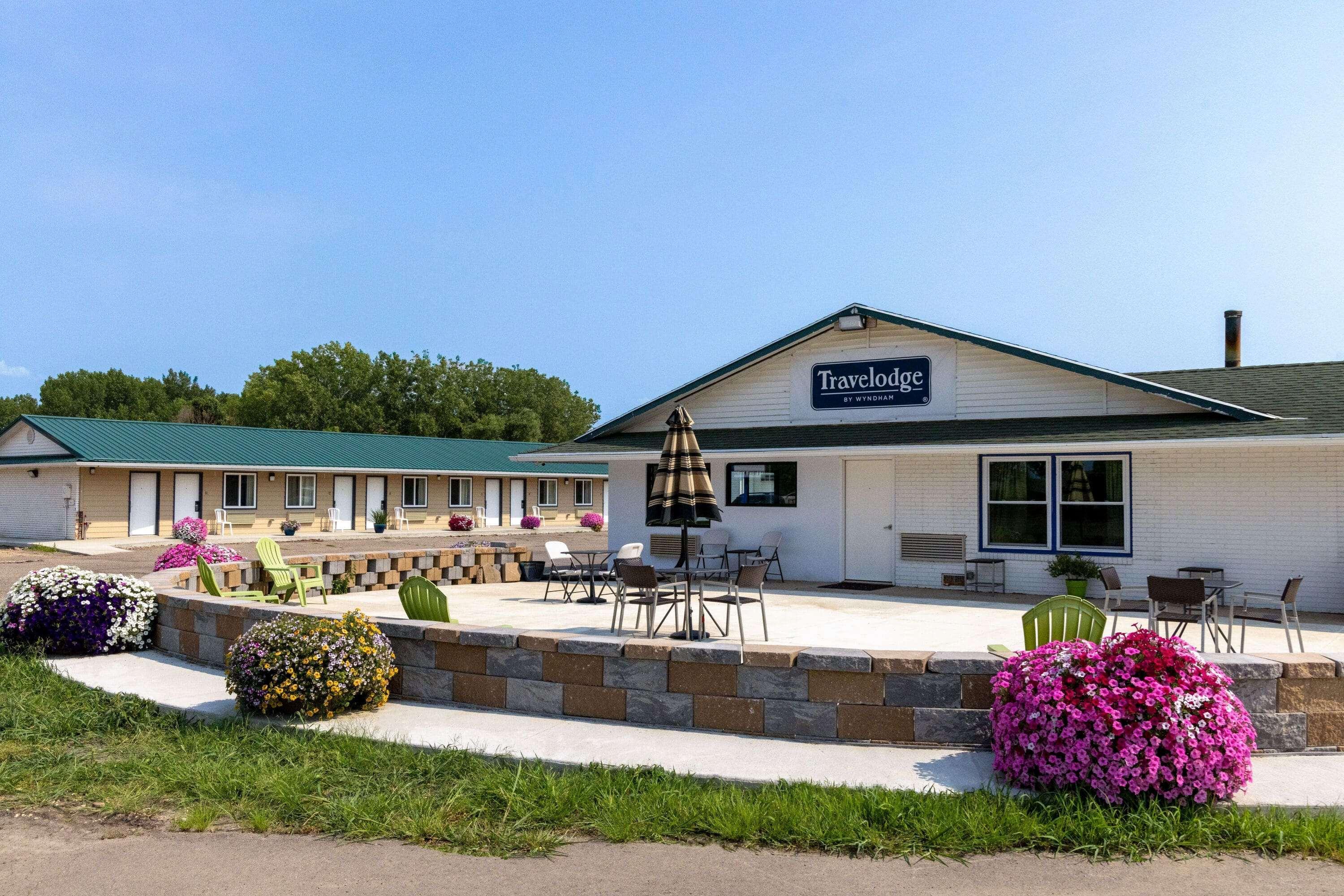 Travelodge By Wyndham Spirit Lake/Okoboji Ngoại thất bức ảnh