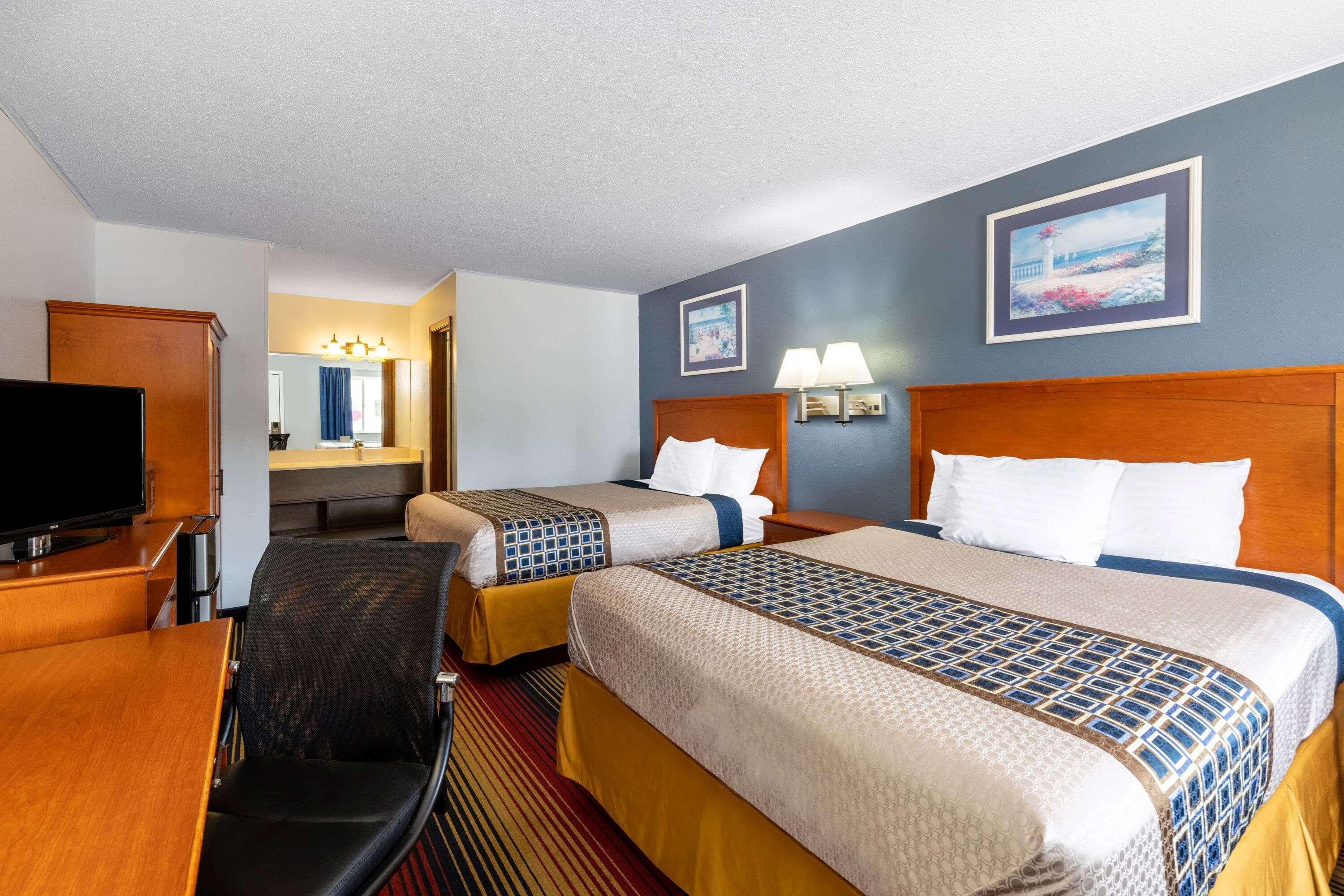 Travelodge By Wyndham Spirit Lake/Okoboji Ngoại thất bức ảnh